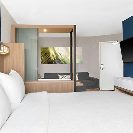 Springhill Suites By Marriott Holland Exterior foto